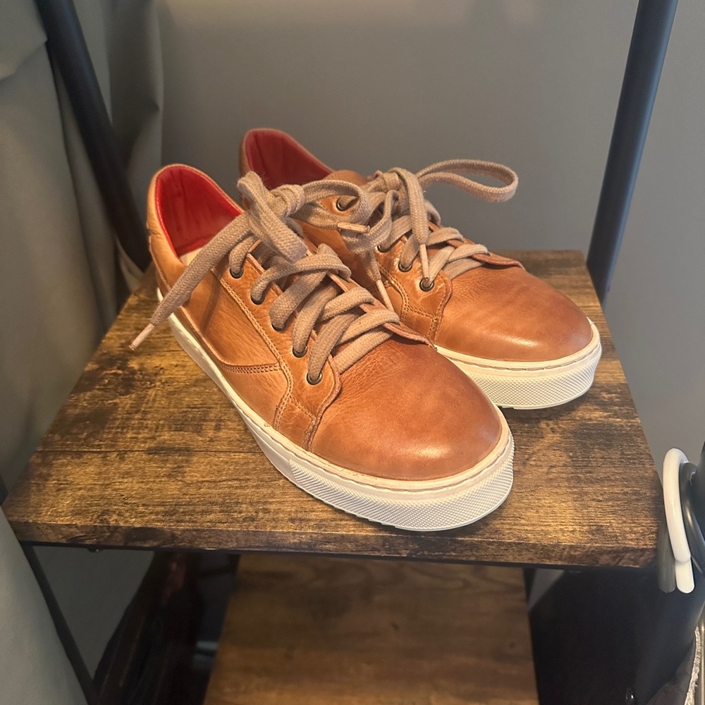 BEDSTU Women’s Leather Sneakers Size 6.5 Brand New